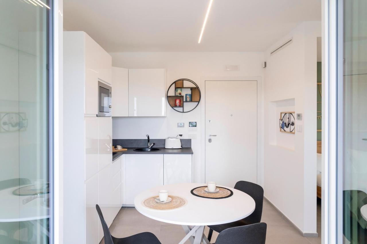 Gentile 46 Luxury Flat Apartment Bari Luaran gambar