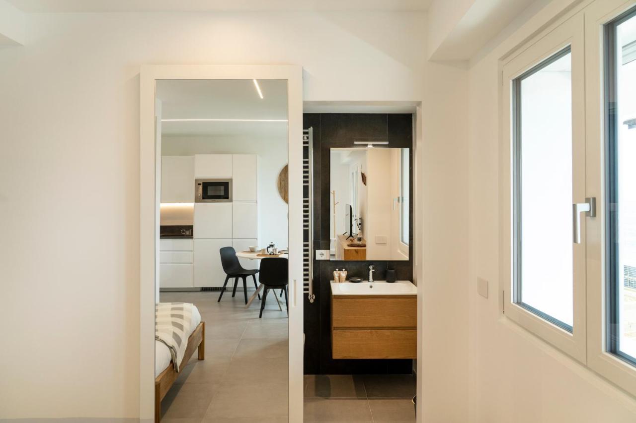 Gentile 46 Luxury Flat Apartment Bari Luaran gambar